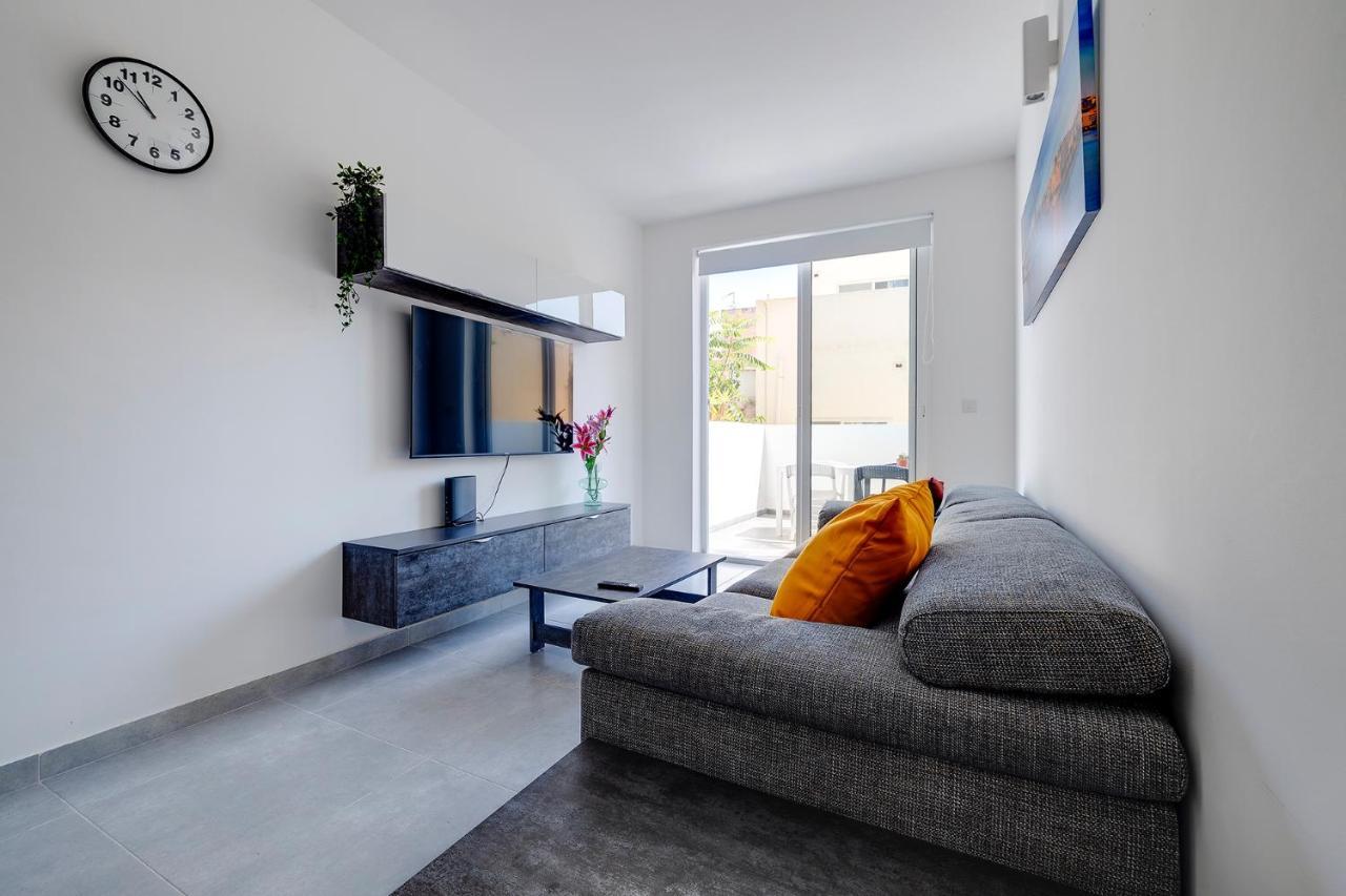 Central Sliema 3-Bedroom Retreat Dış mekan fotoğraf
