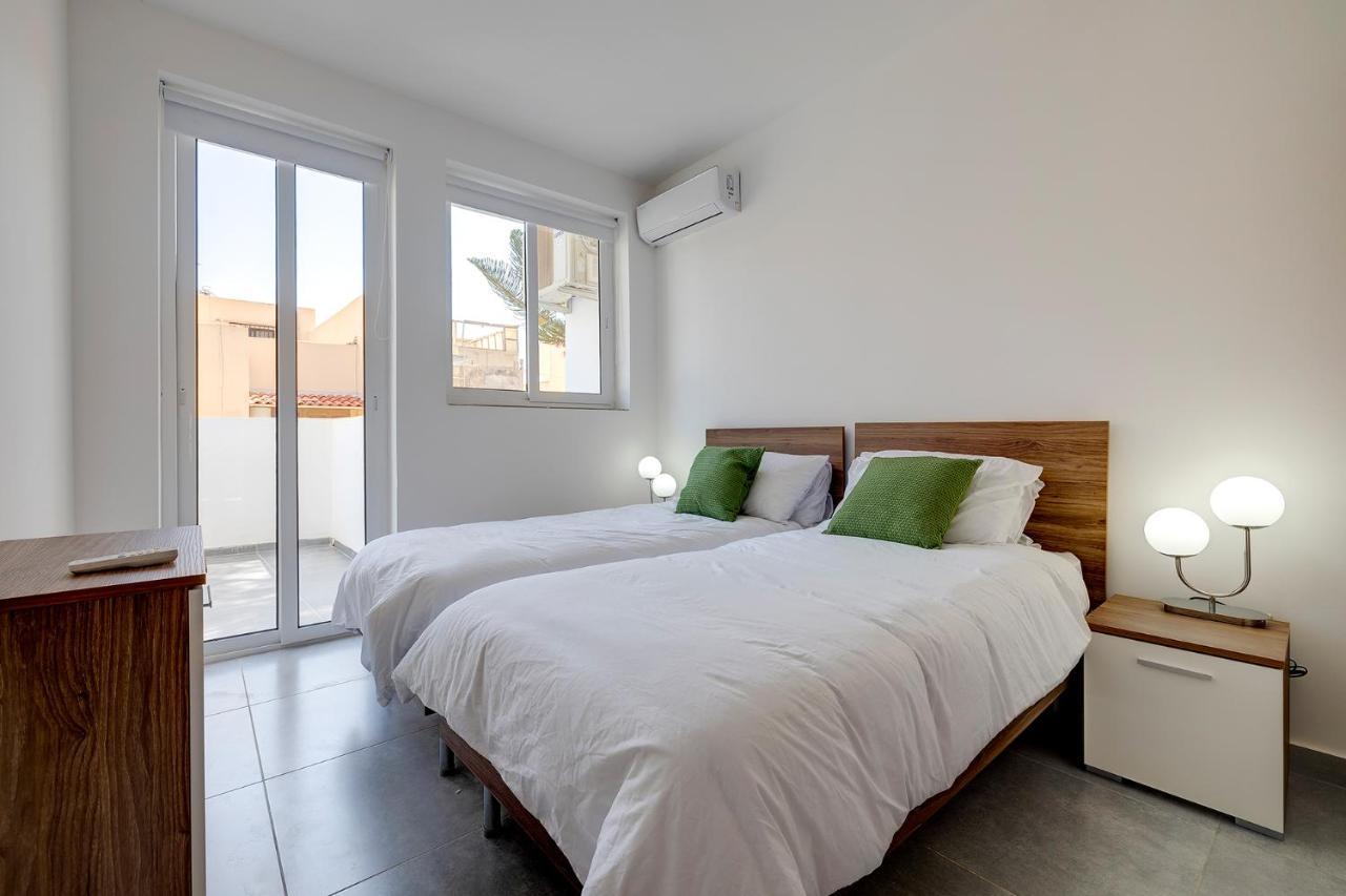Central Sliema 3-Bedroom Retreat Dış mekan fotoğraf