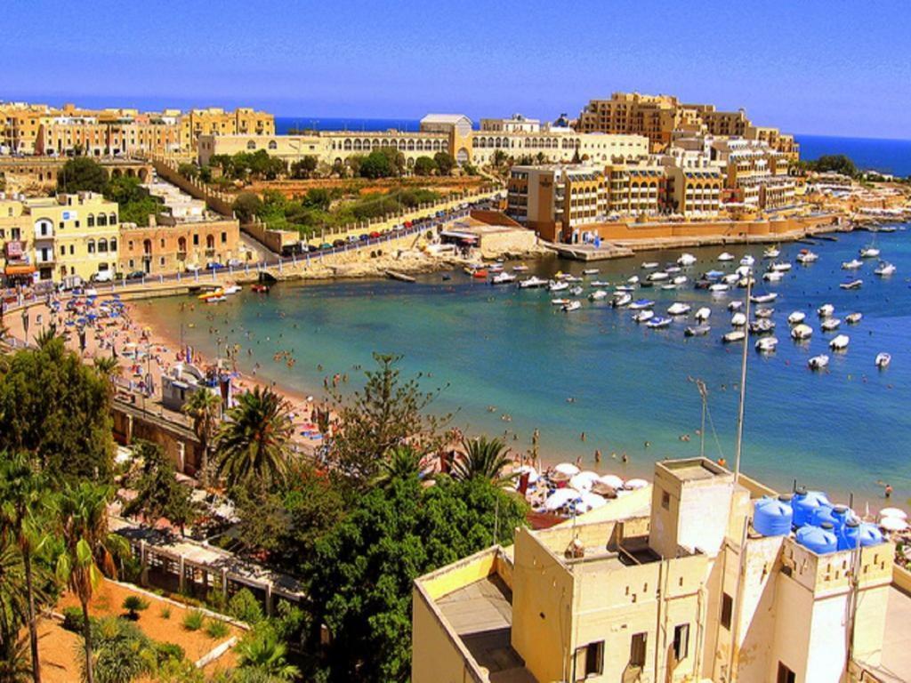 Central Sliema 3-Bedroom Retreat Dış mekan fotoğraf