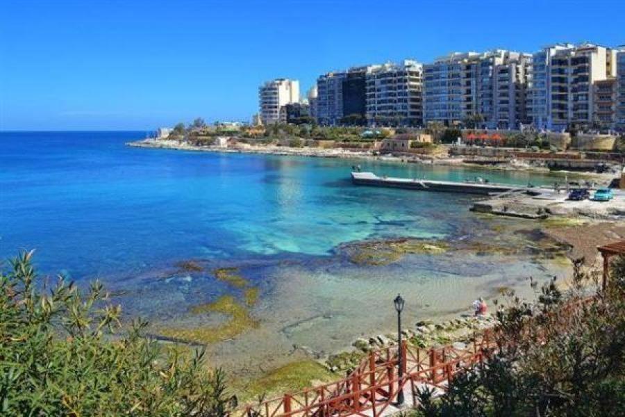 Central Sliema 3-Bedroom Retreat Dış mekan fotoğraf